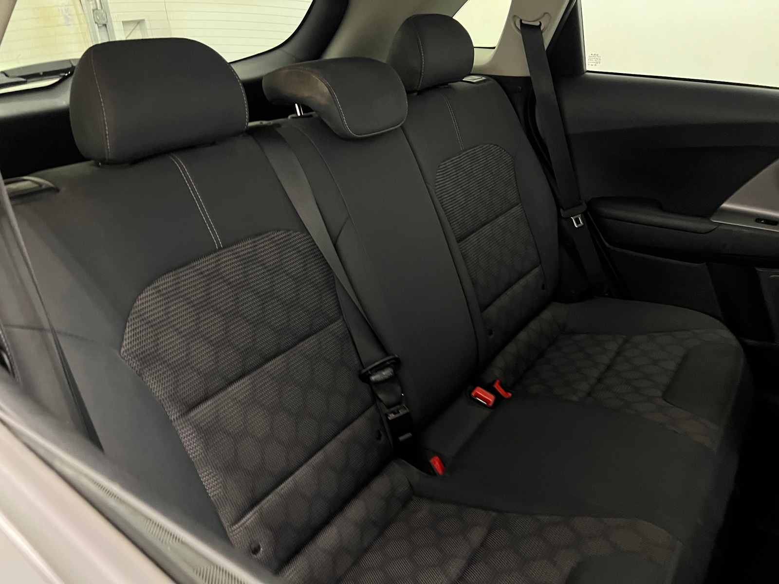 Thumbnail: 2021 Kia Niro - 6