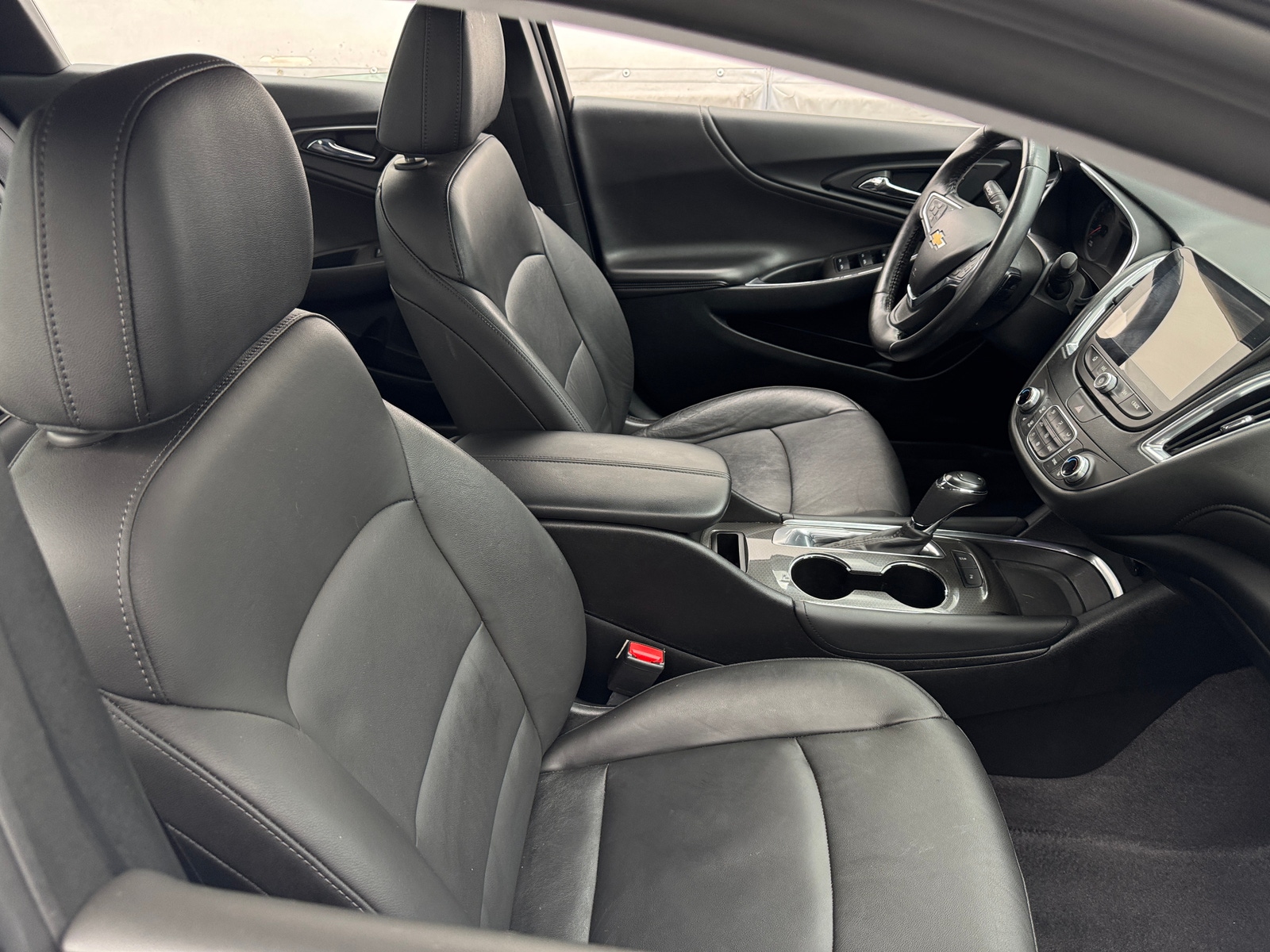Thumbnail: 2019 Chevrolet Malibu - 2