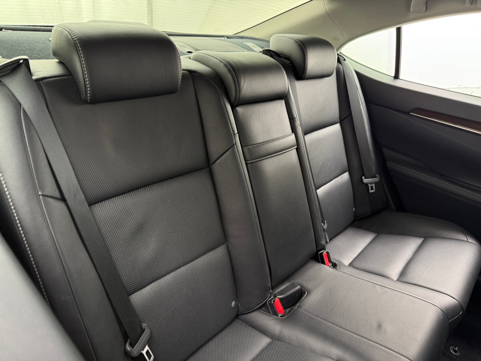 Thumbnail: 2015 Lexus ES - 5