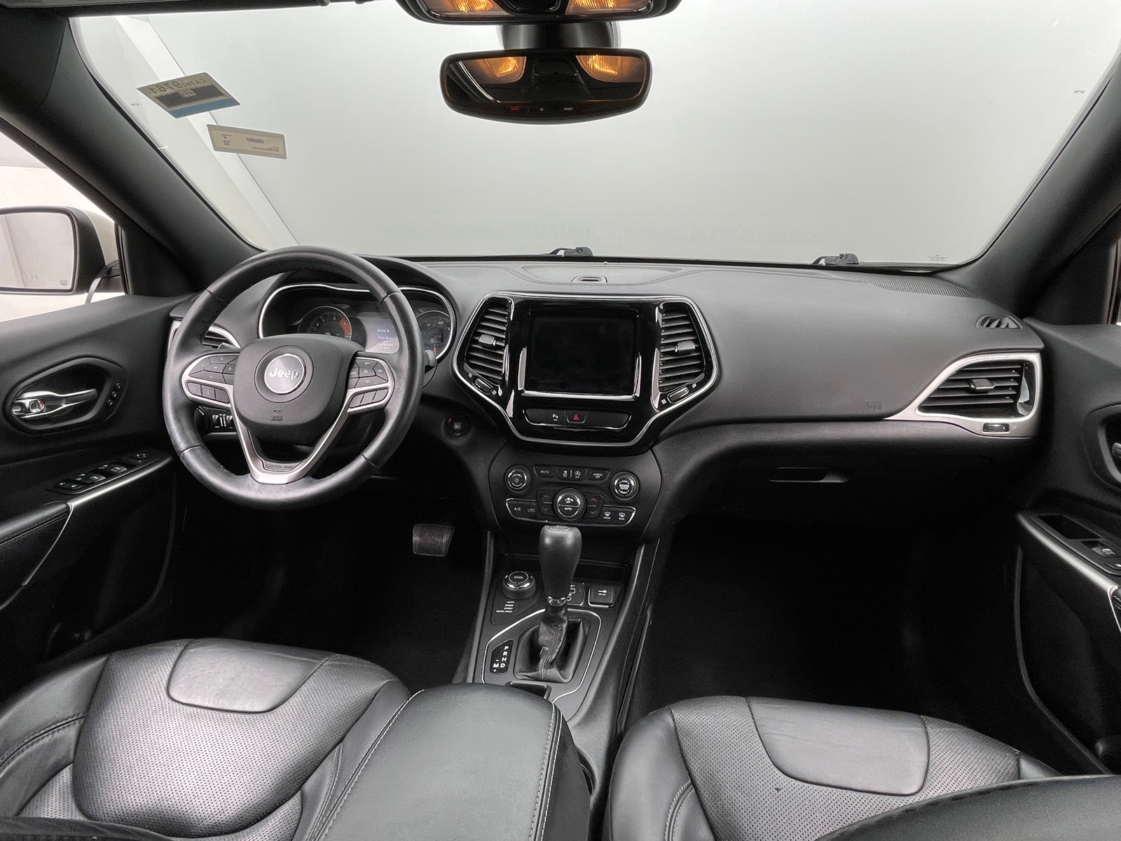 Thumbnail: 2019 Jeep Cherokee - 2