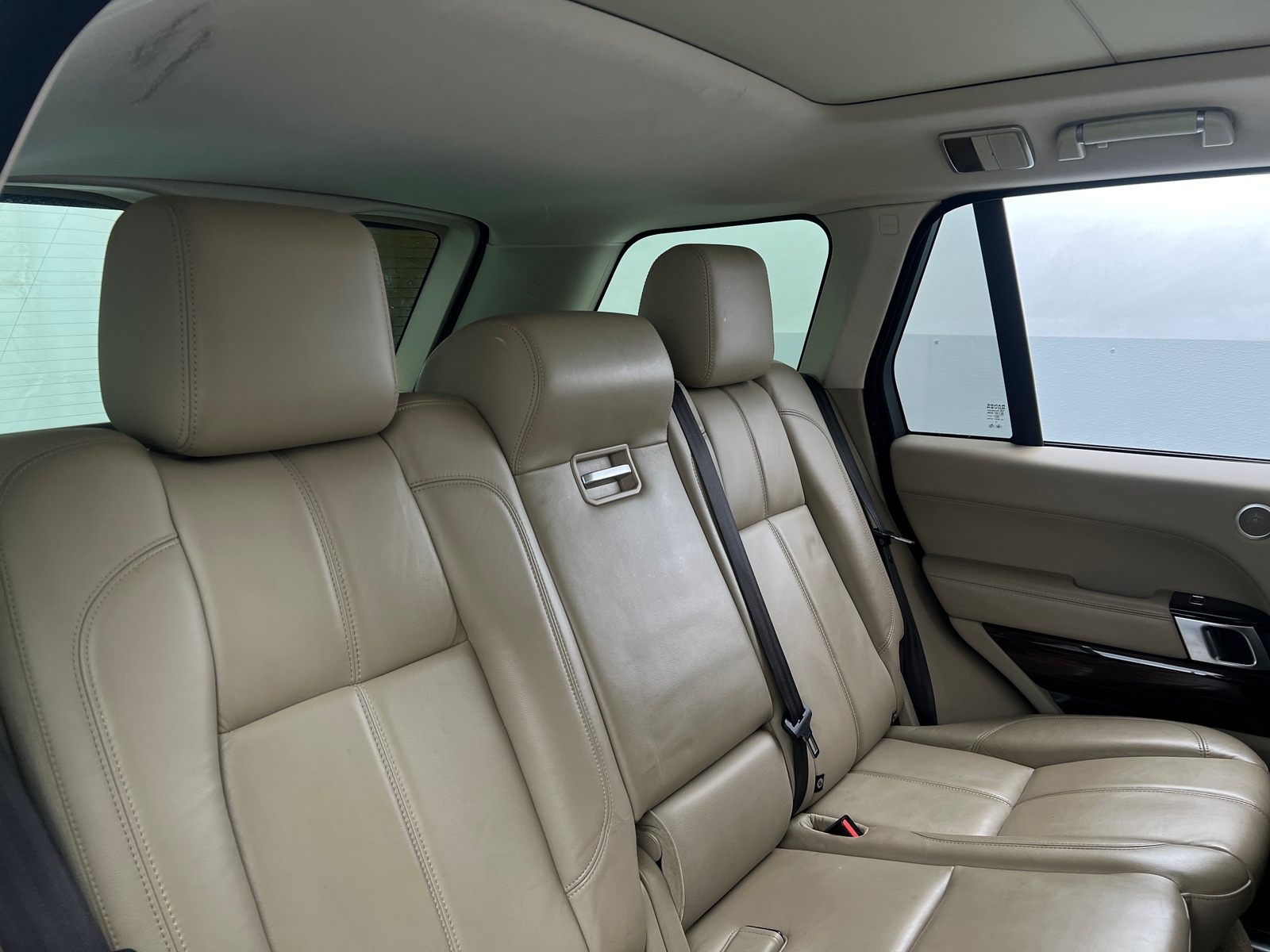 Thumbnail: 2016 Land Rover Range Rover - 5
