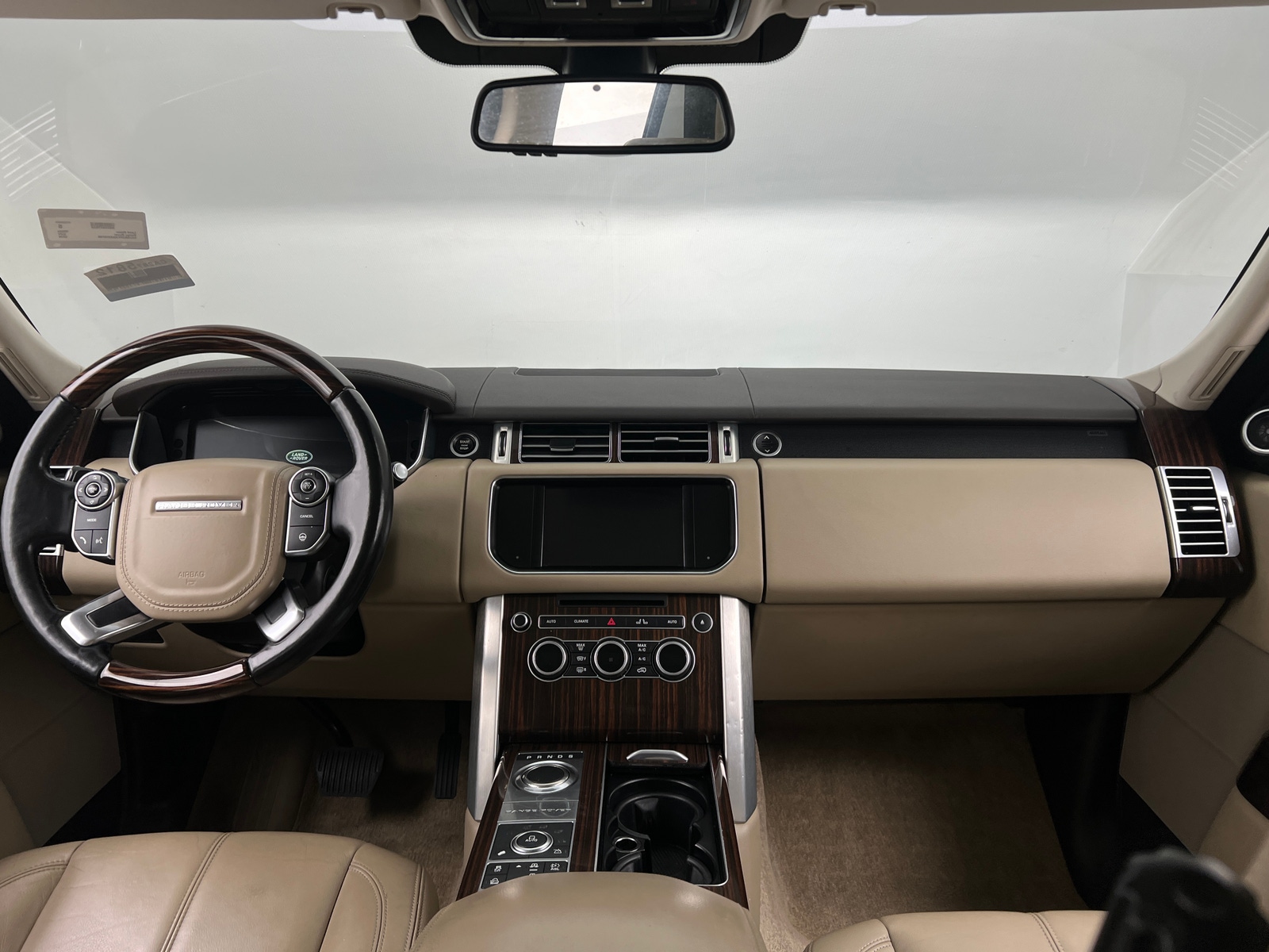Thumbnail: 2016 Land Rover Range Rover - 2