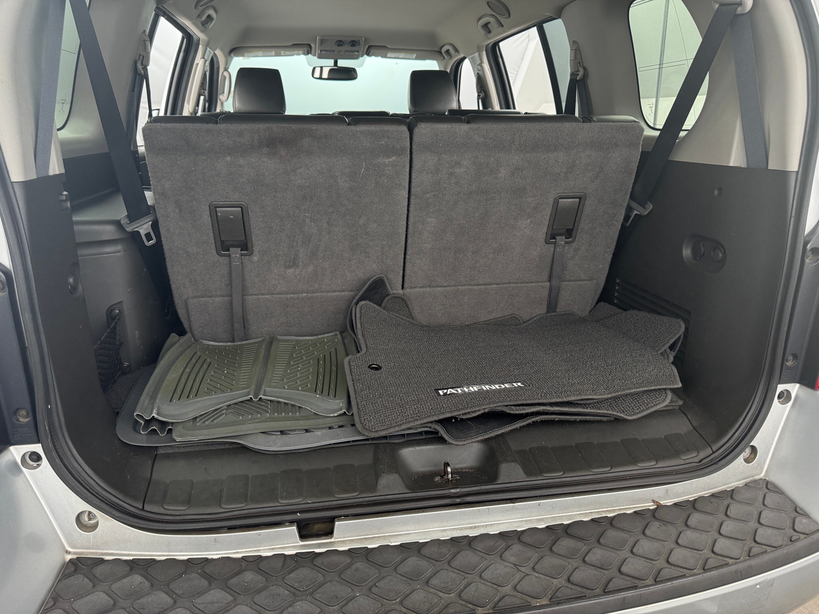 Thumbnail: 2011 Nissan Pathfinder - 7
