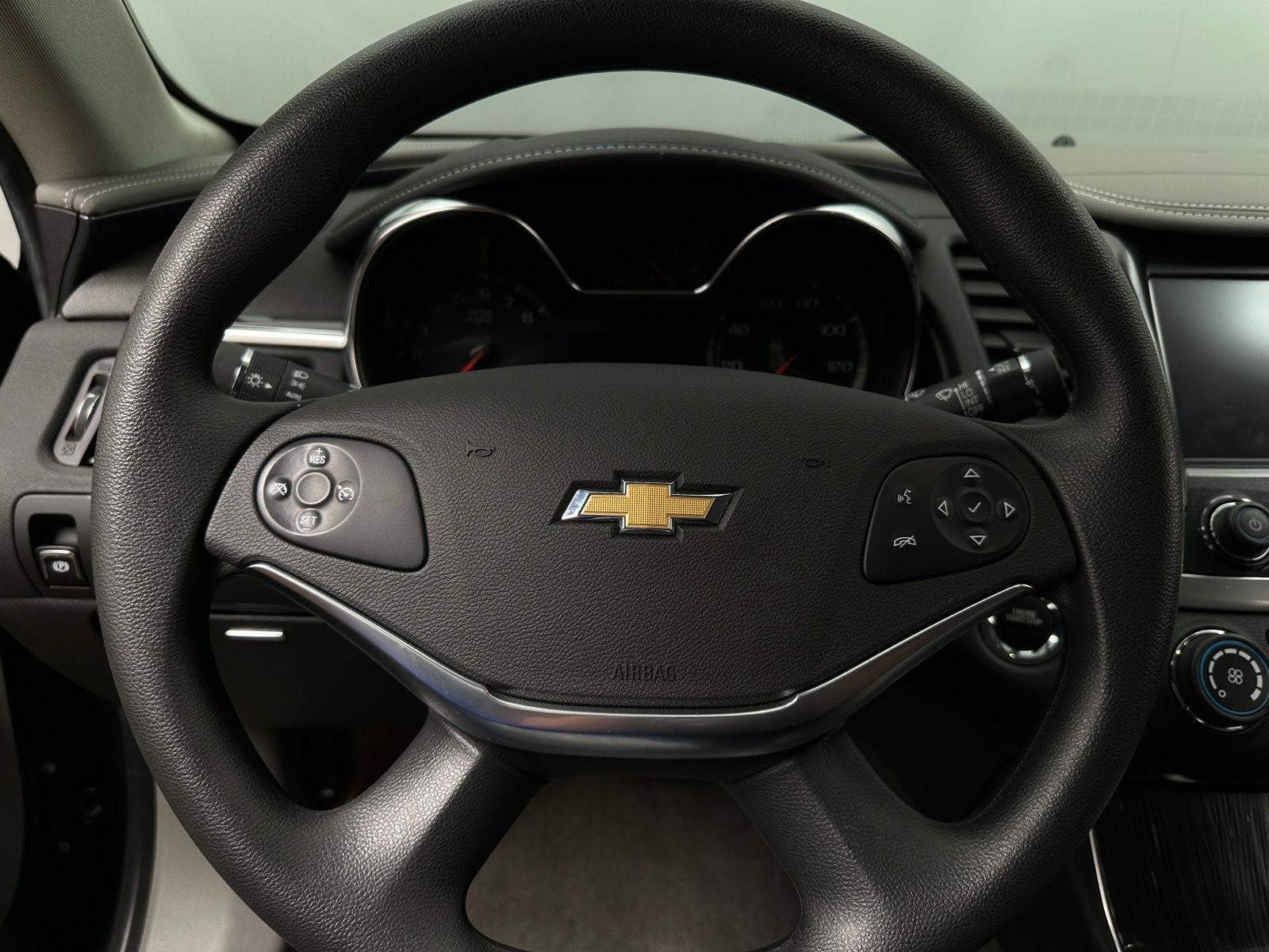 Thumbnail: 2019 Chevrolet Impala - 5