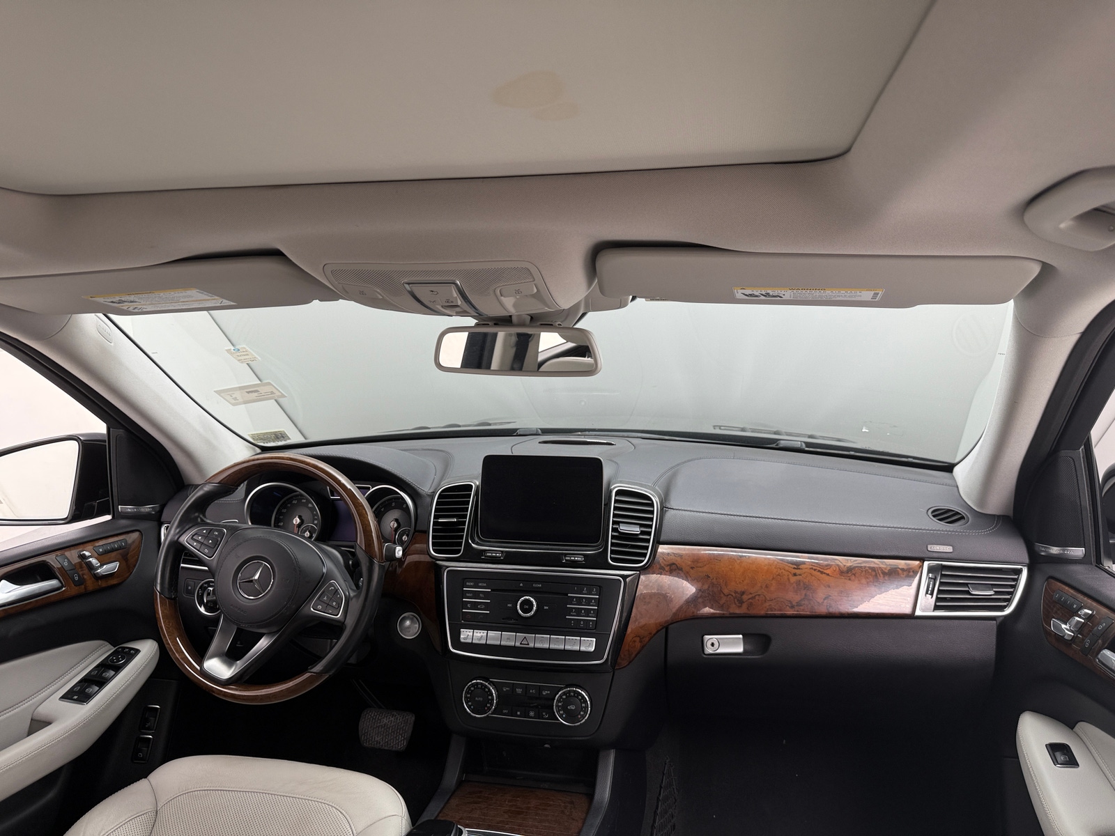 Thumbnail: 2019 Mercedes-Benz GLS - 2