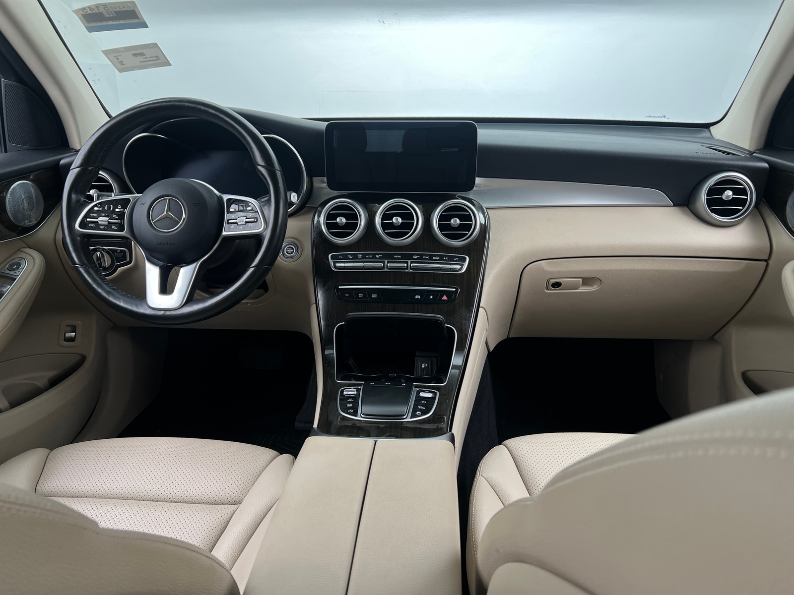 Thumbnail: 2021 Mercedes-Benz GLC - 2