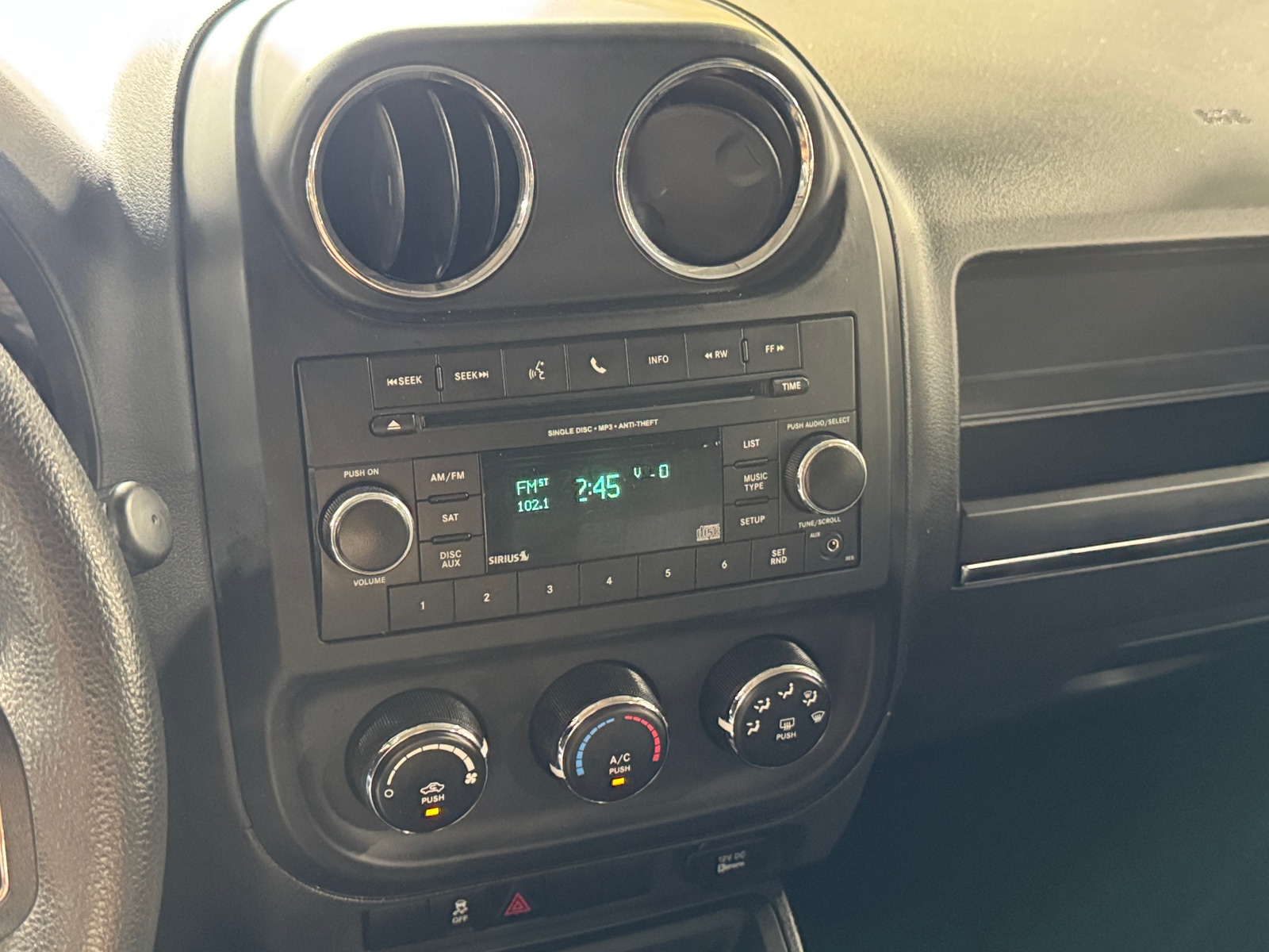 Thumbnail: 2017 Jeep Patriot - 4