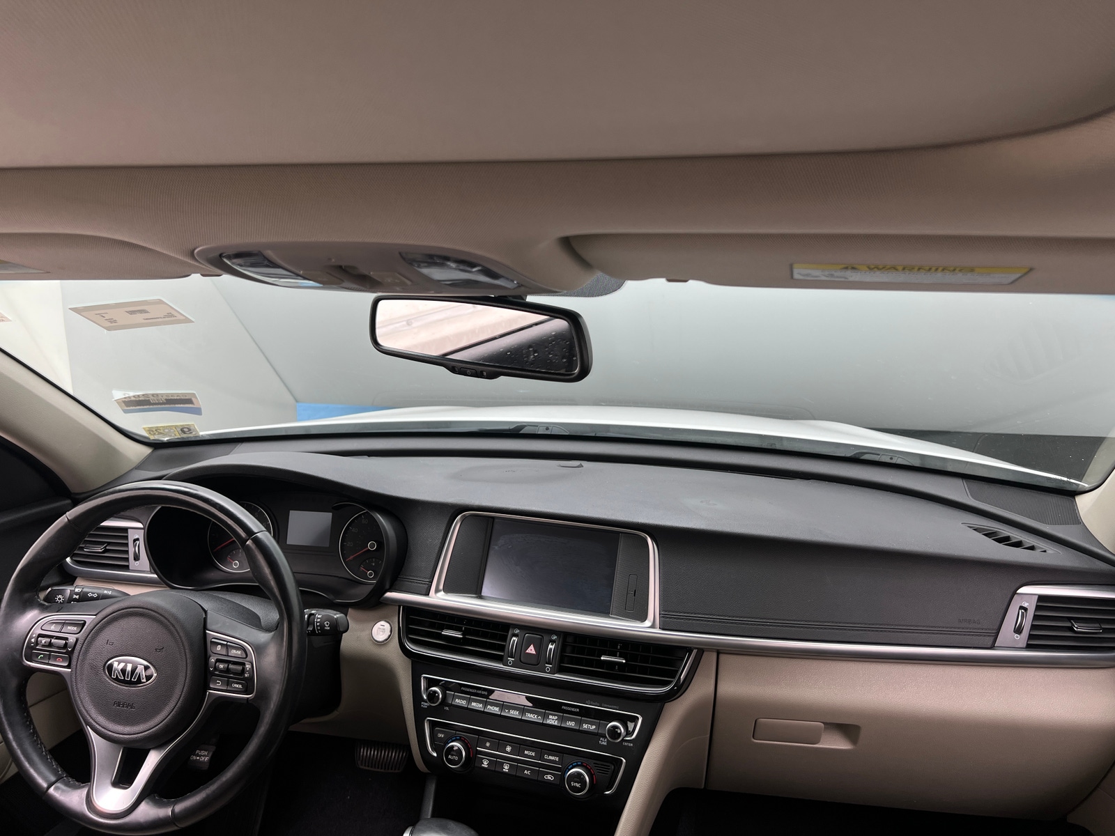 Thumbnail: 2016 Kia Optima - 2