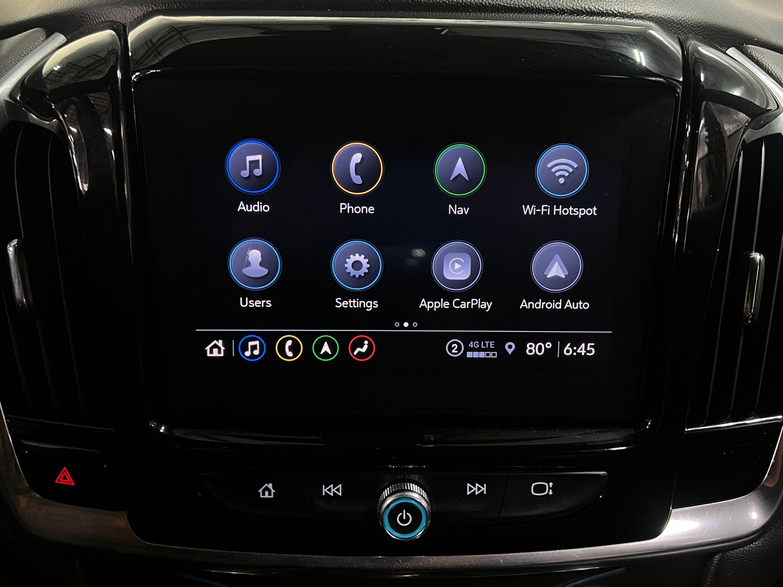 Thumbnail: 2023 Chevrolet Traverse - 3