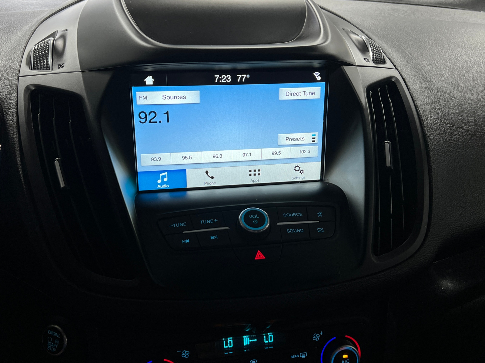 Thumbnail: 2019 Ford Escape - 4
