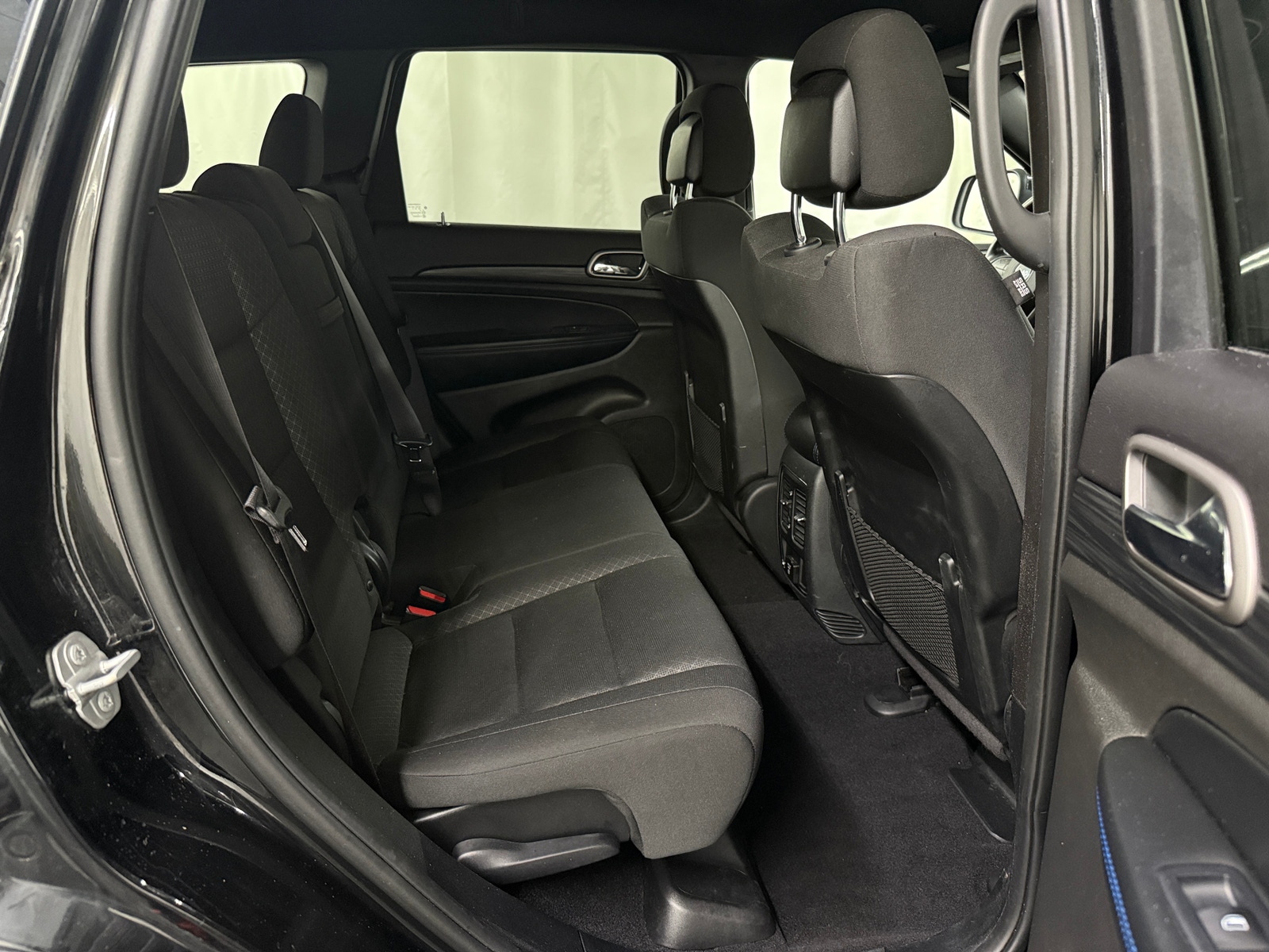 Thumbnail: 2020 Jeep Grand Cherokee - 6