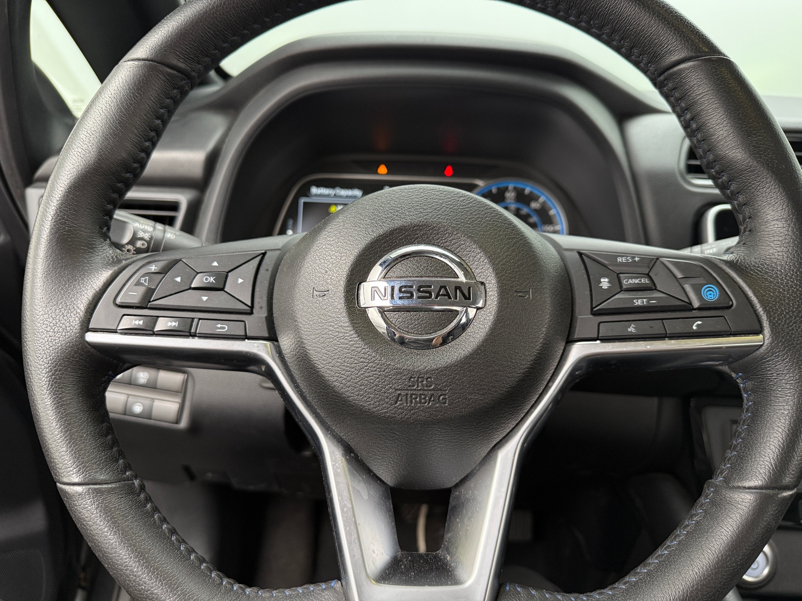 Thumbnail: 2020 Nissan Leaf - 5