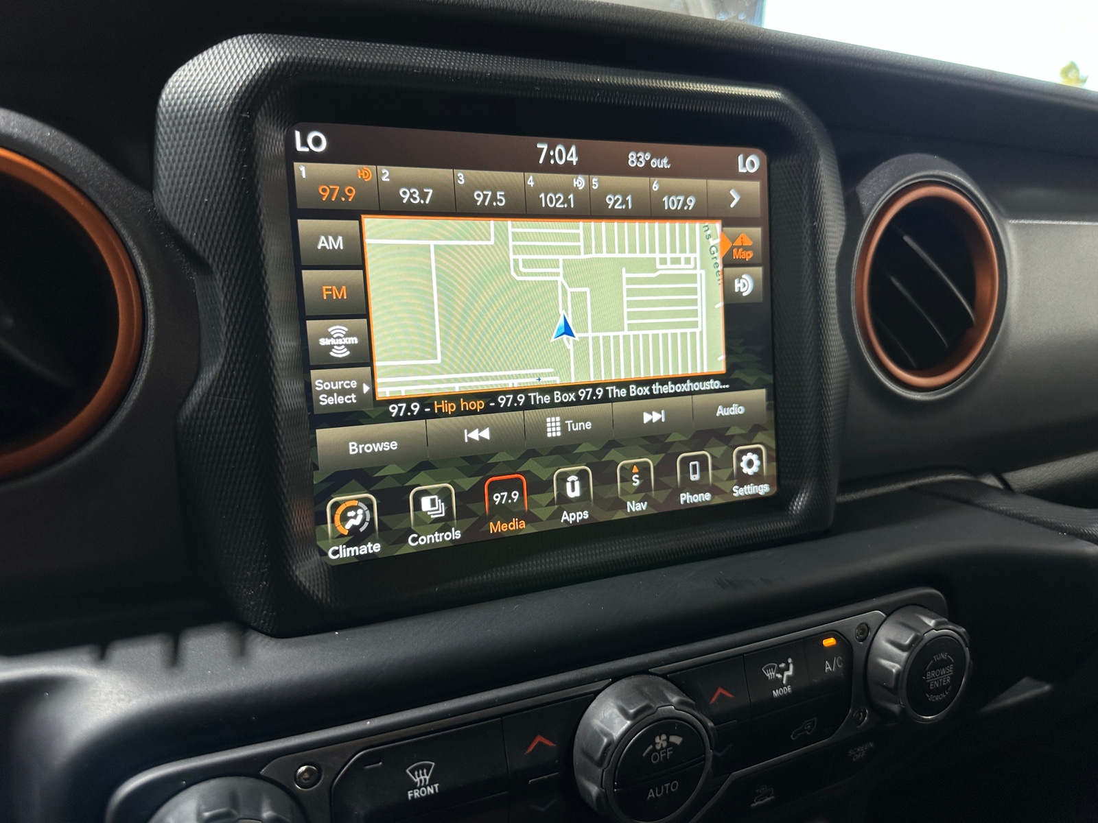 Thumbnail: 2023 Jeep Gladiator - 3