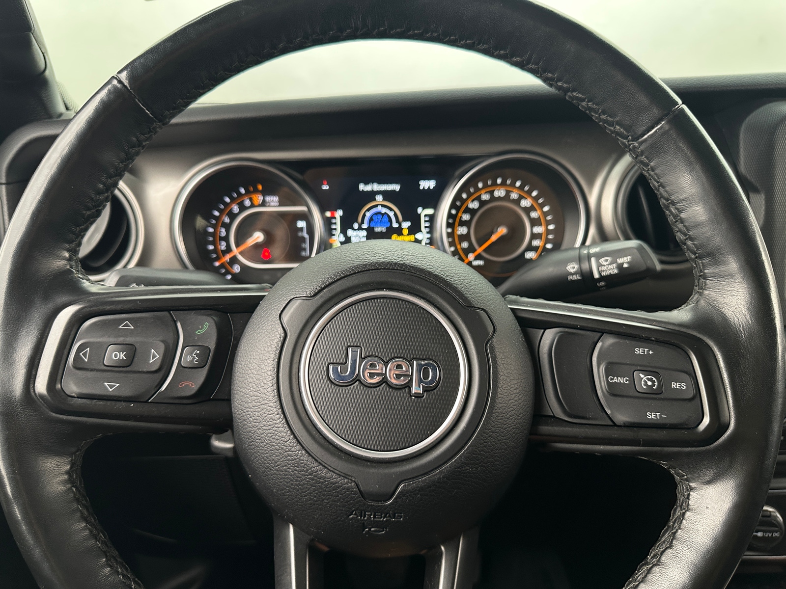 Thumbnail: 2022 Jeep Gladiator - 5
