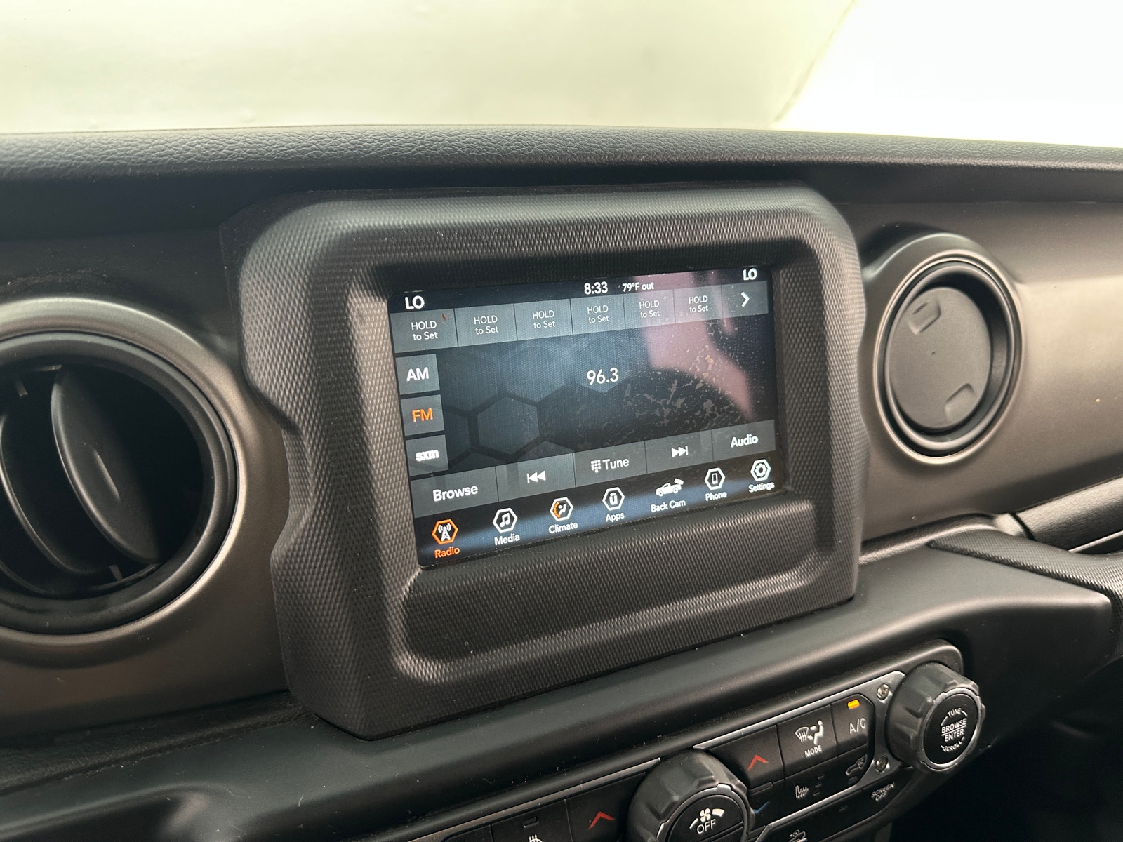 Thumbnail: 2022 Jeep Gladiator - 4