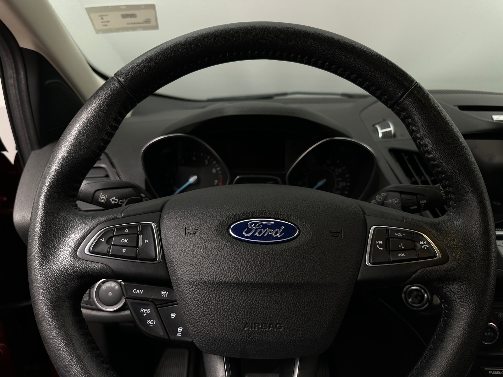 Thumbnail: 2017 Ford Escape - 4