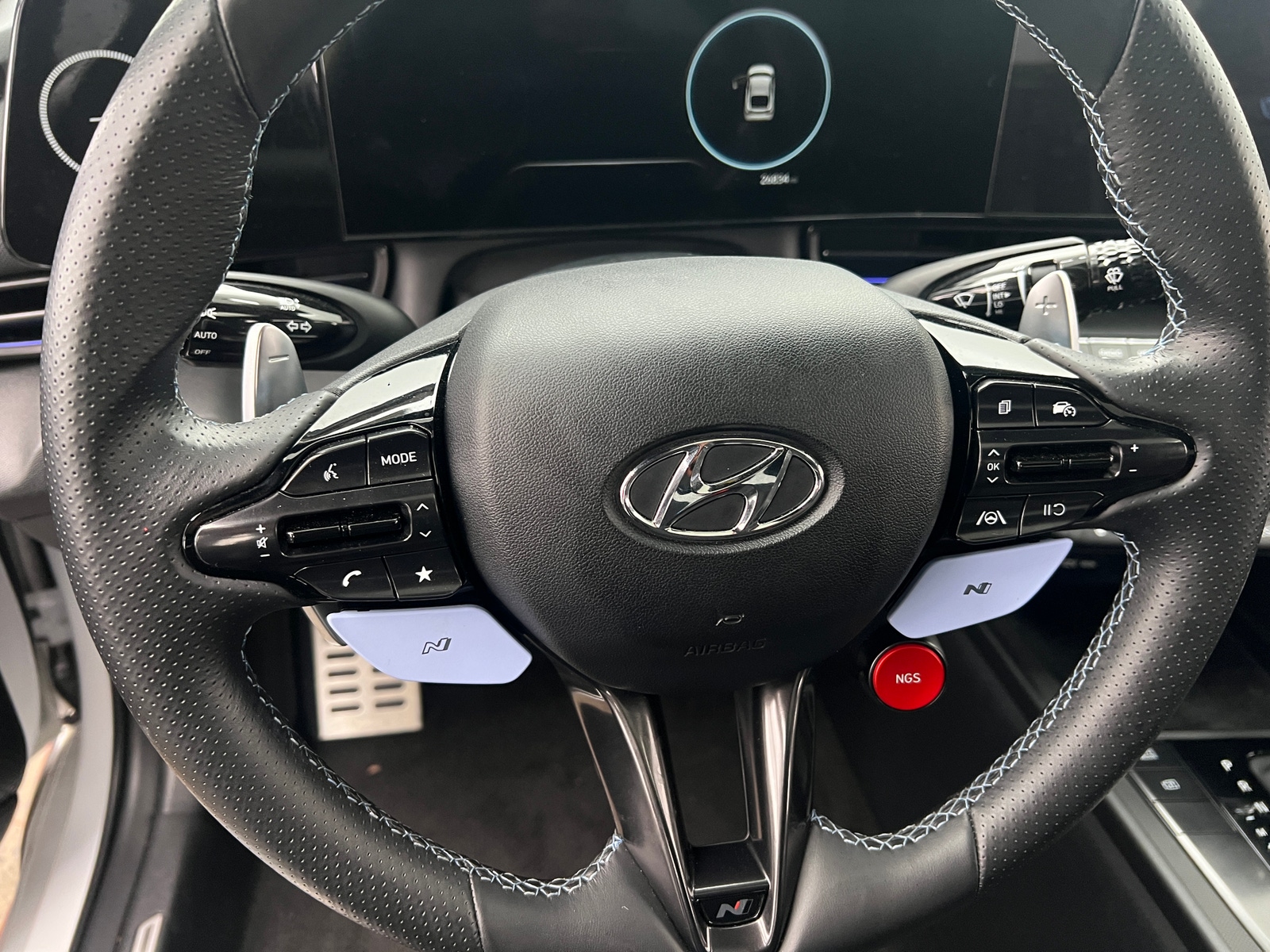 Thumbnail: 2022 Hyundai Elantra - 4