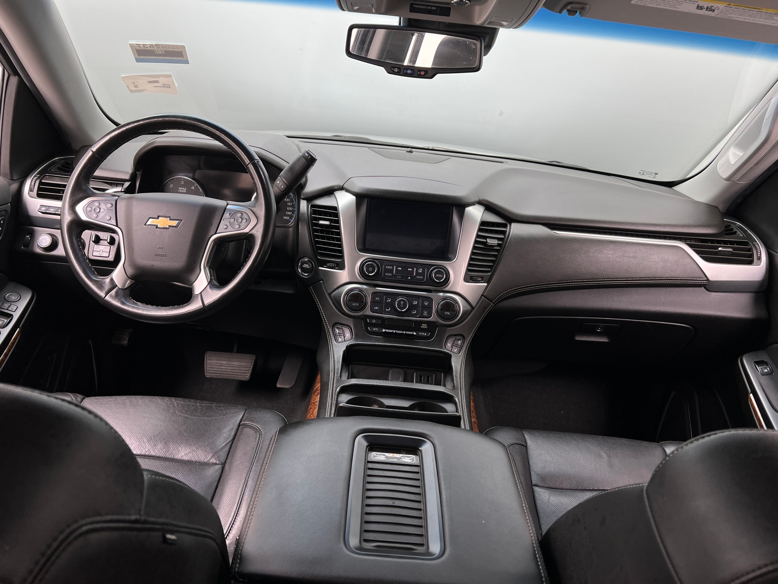 Thumbnail: 2019 Chevrolet Suburban - 2