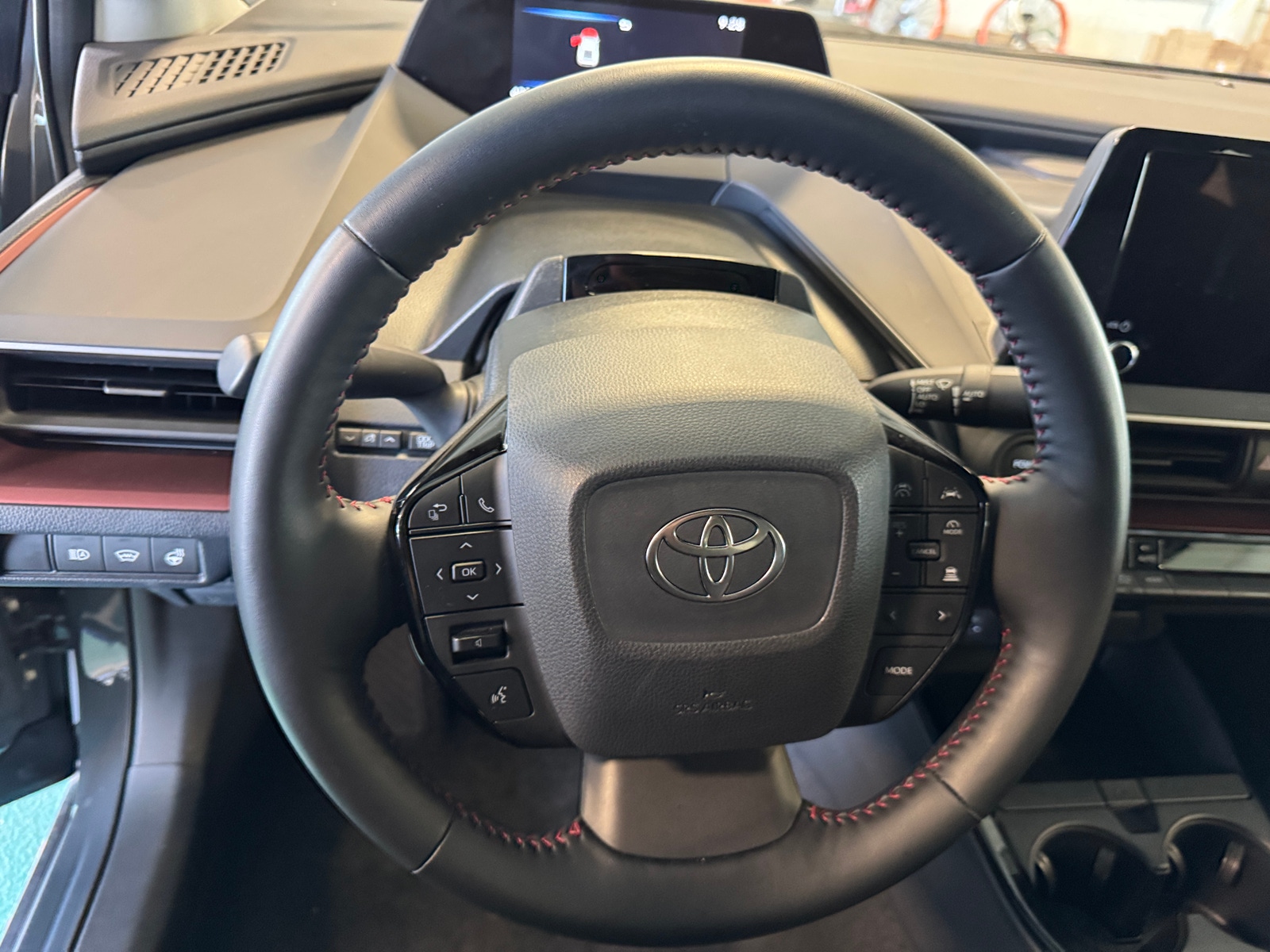 Thumbnail: 2024 Toyota Prius Prime - 5