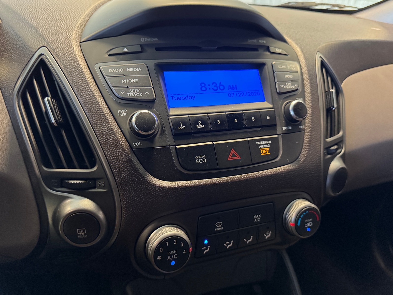 Thumbnail: 2015 Hyundai Tucson - 4