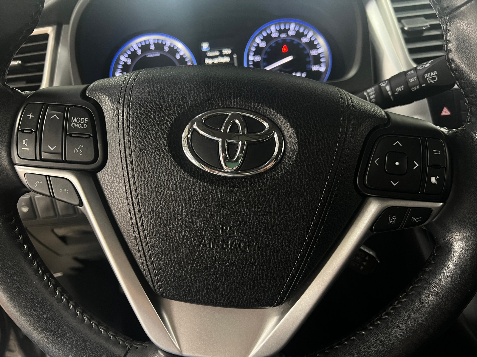 Thumbnail: 2018 Toyota Highlander - 5