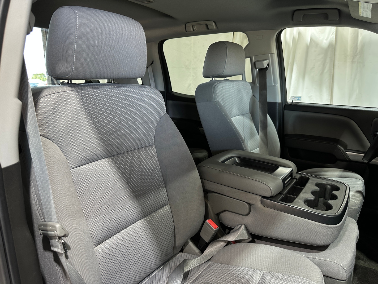 Thumbnail: 2016 Chevrolet Silverado 1500 - 2