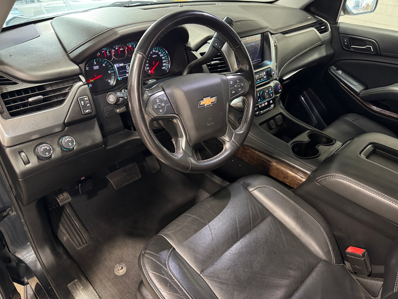 Thumbnail: 2020 Chevrolet Tahoe - 2