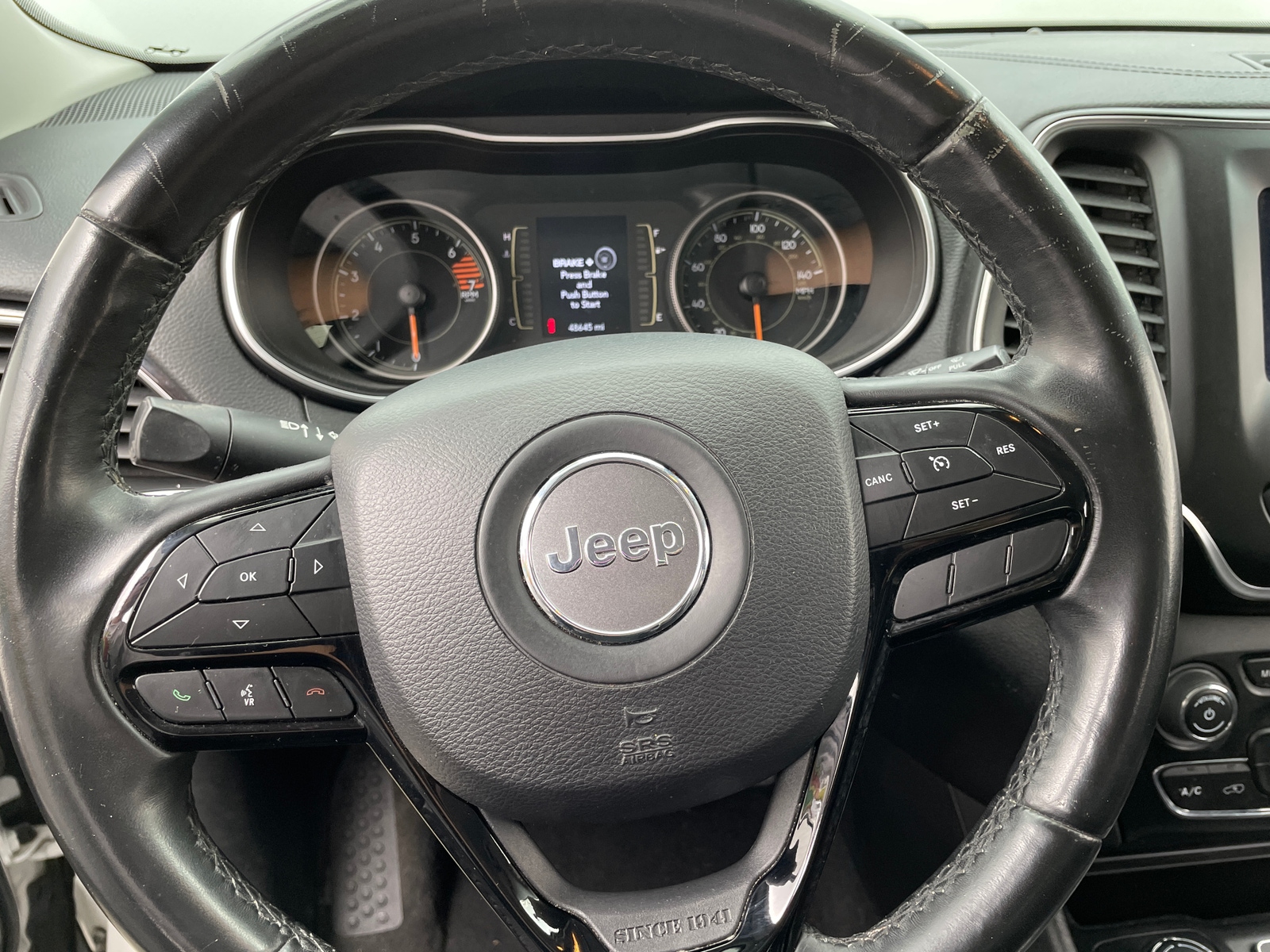 Thumbnail: 2019 Jeep Cherokee - 4