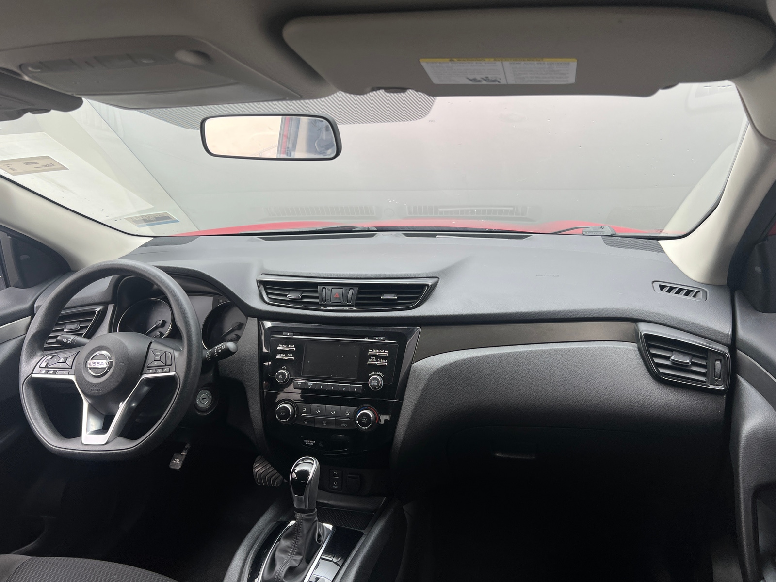 Thumbnail: 2018 Nissan Rogue Sport - 3
