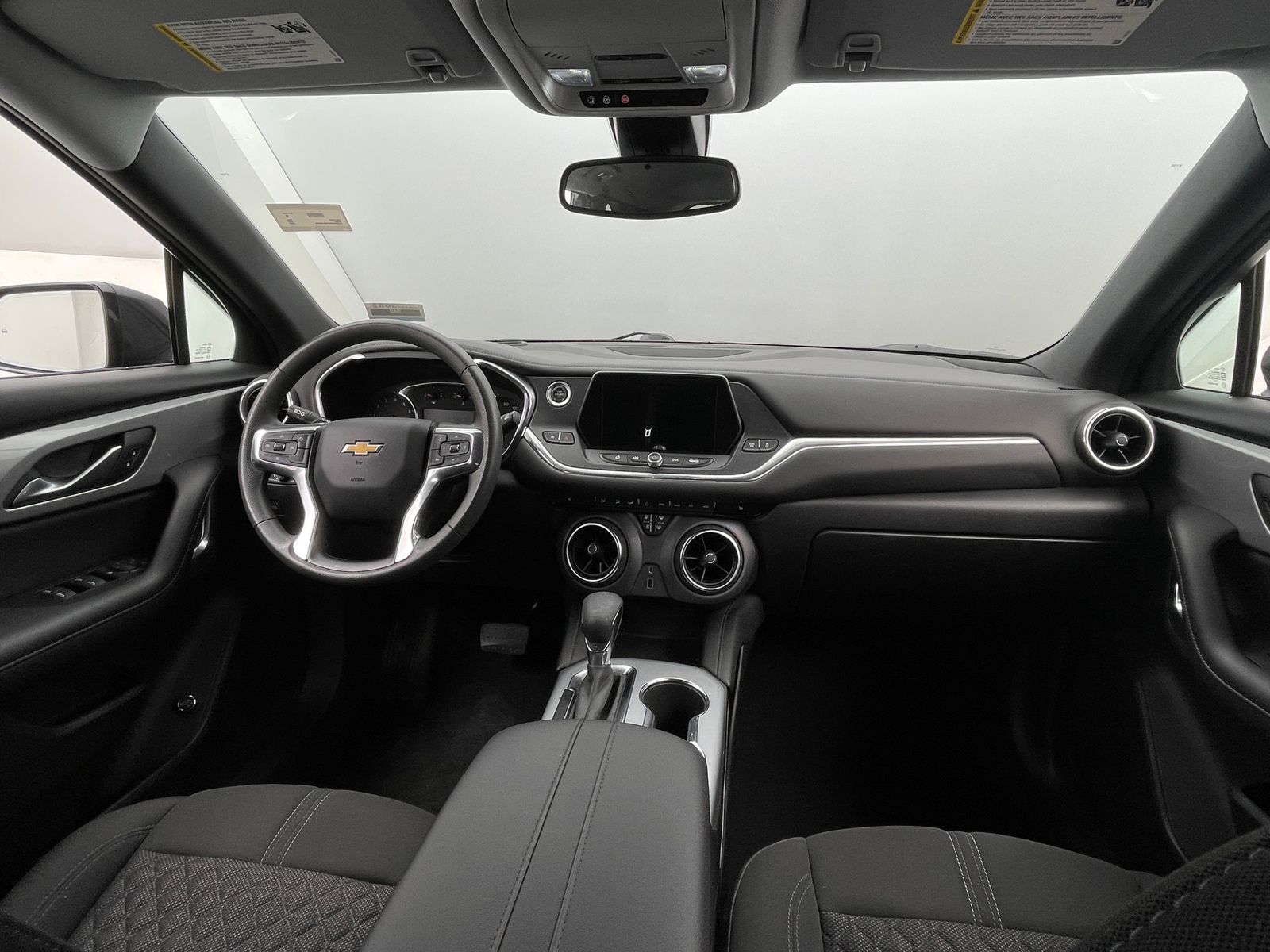 Thumbnail: 2022 Chevrolet Blazer - 3