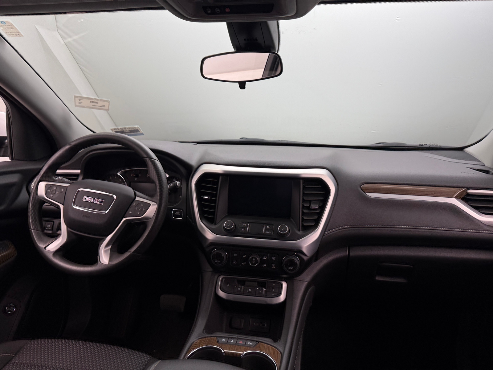 Thumbnail: 2023 GMC Acadia - 3
