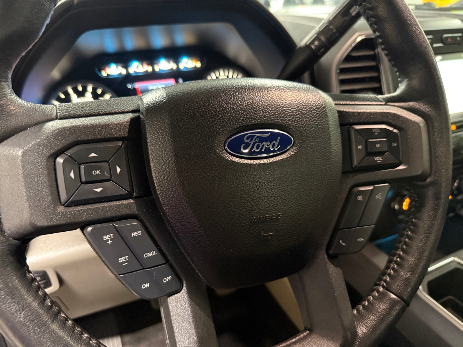 Thumbnail: 2018 Ford Econoline - 5