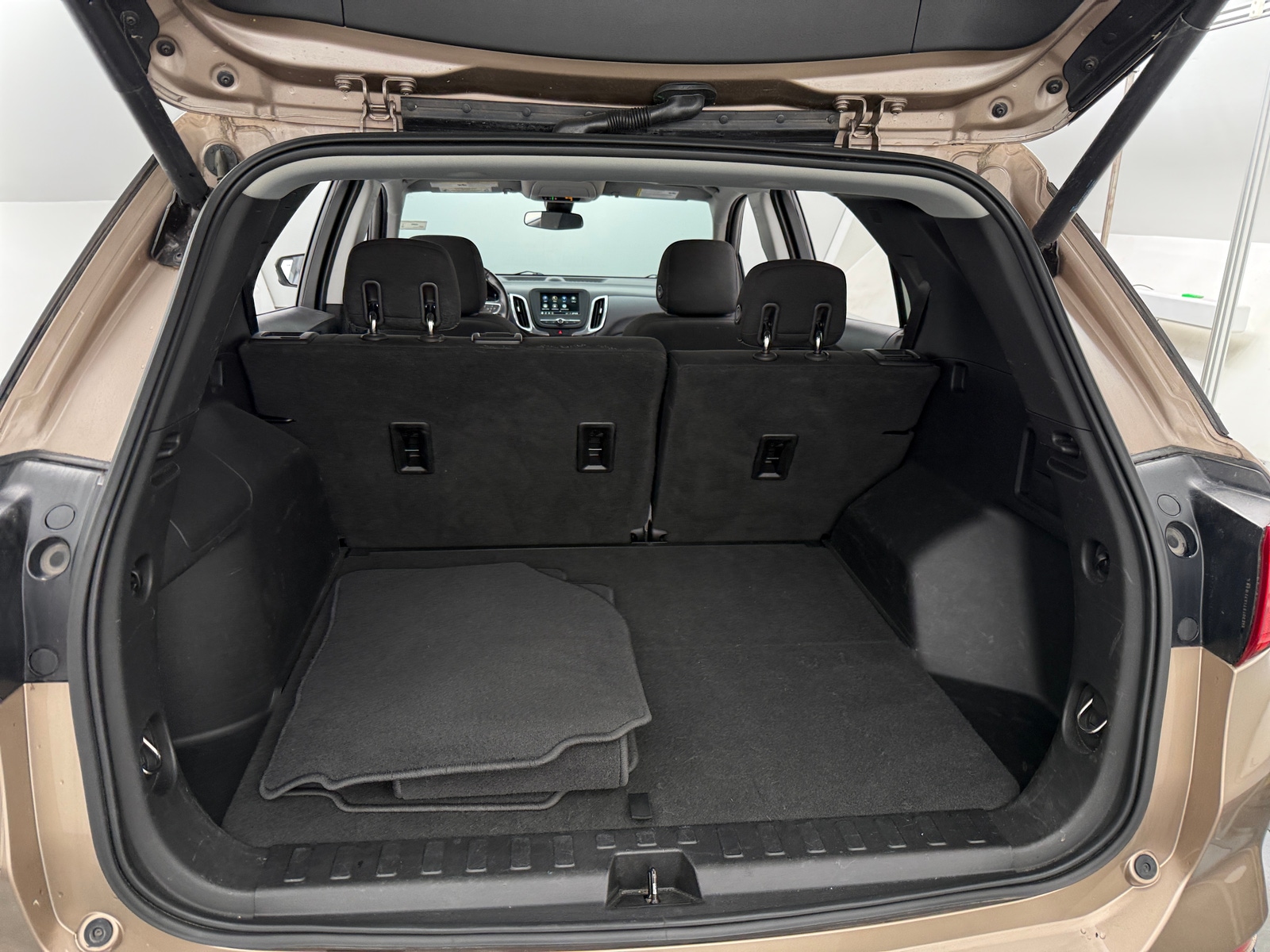 Thumbnail: 2019 Chevrolet Equinox - 7