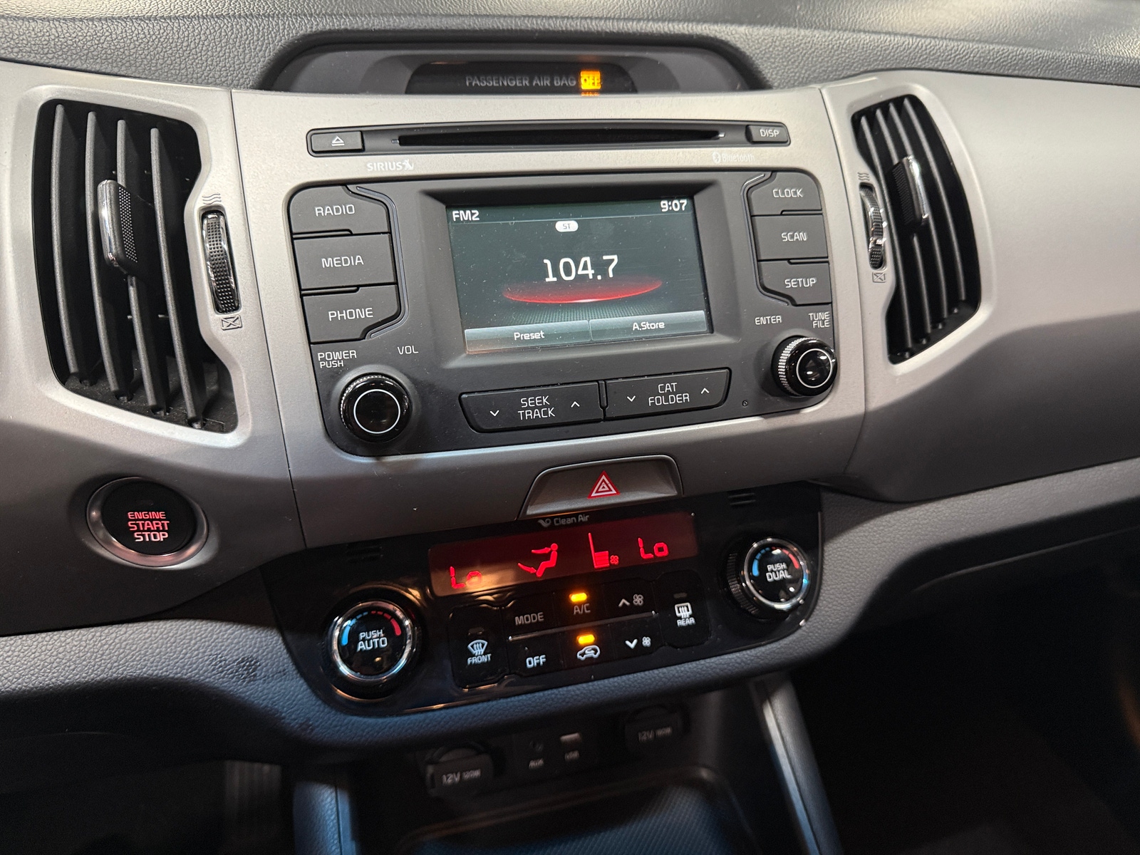 Thumbnail: 2016 Kia Sportage - 3