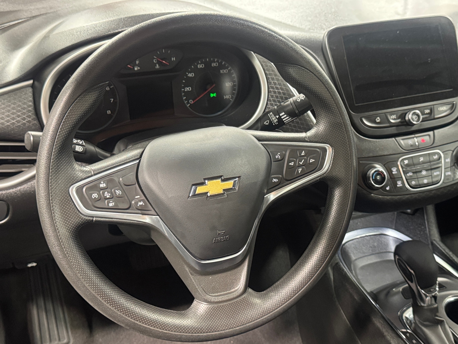 Thumbnail: 2023 Chevrolet Malibu - 5