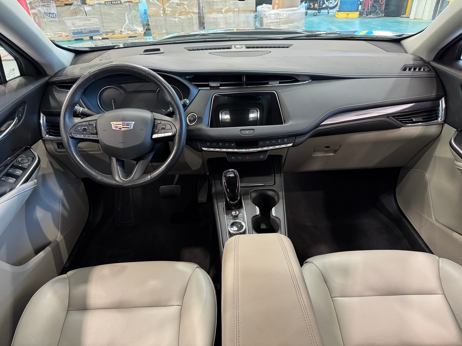Thumbnail: 2023 Cadillac XT4 - 2