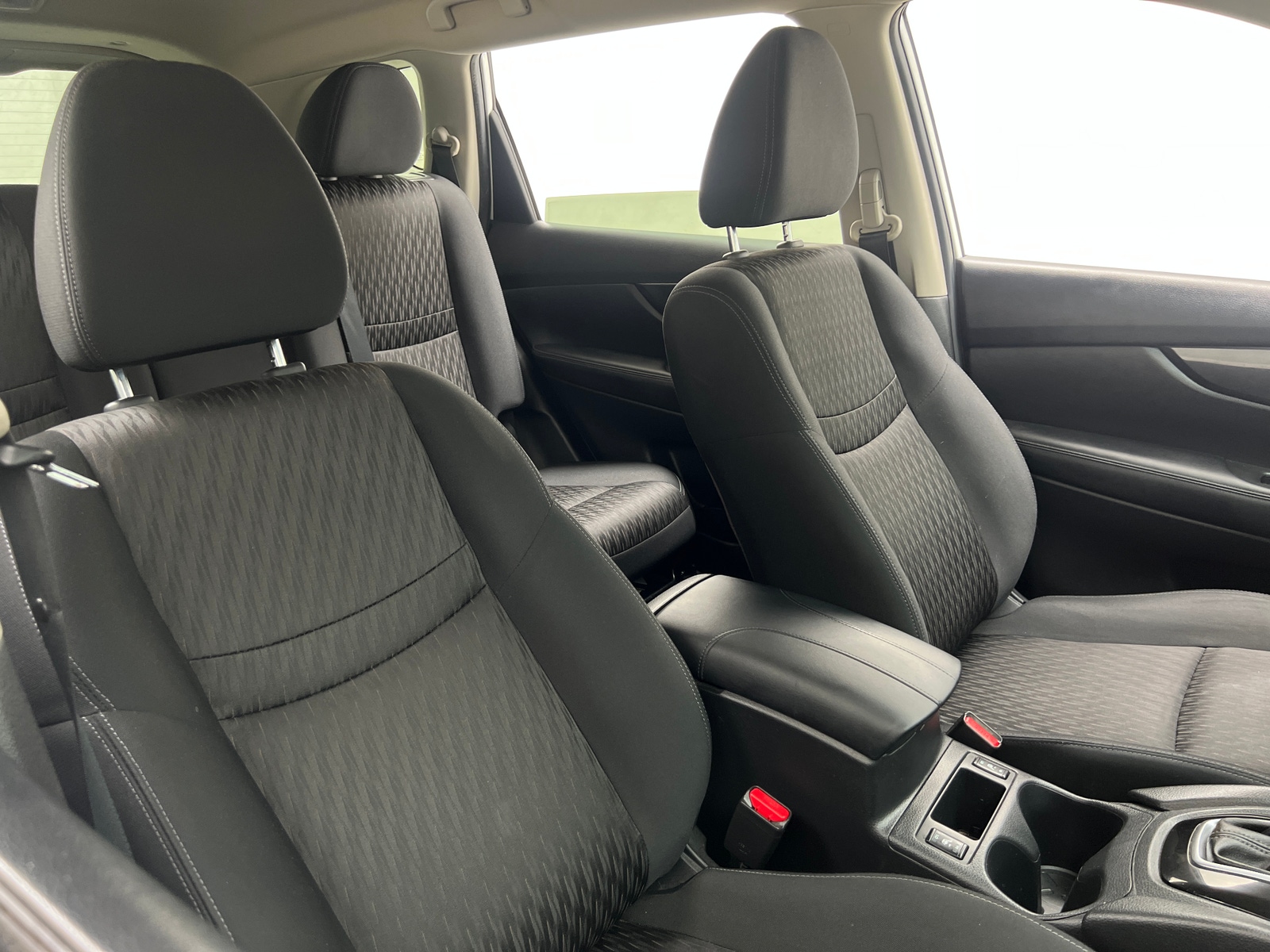 Thumbnail: 2017 Nissan Rogue - 2