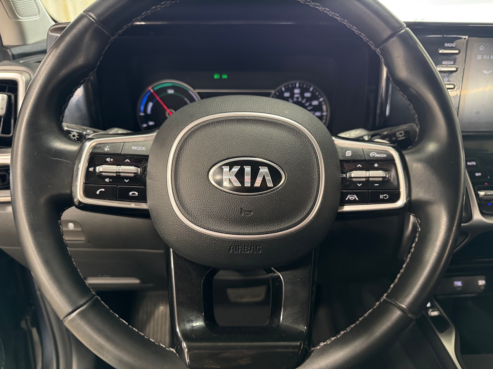 Thumbnail: 2021 Kia Sorento - 4
