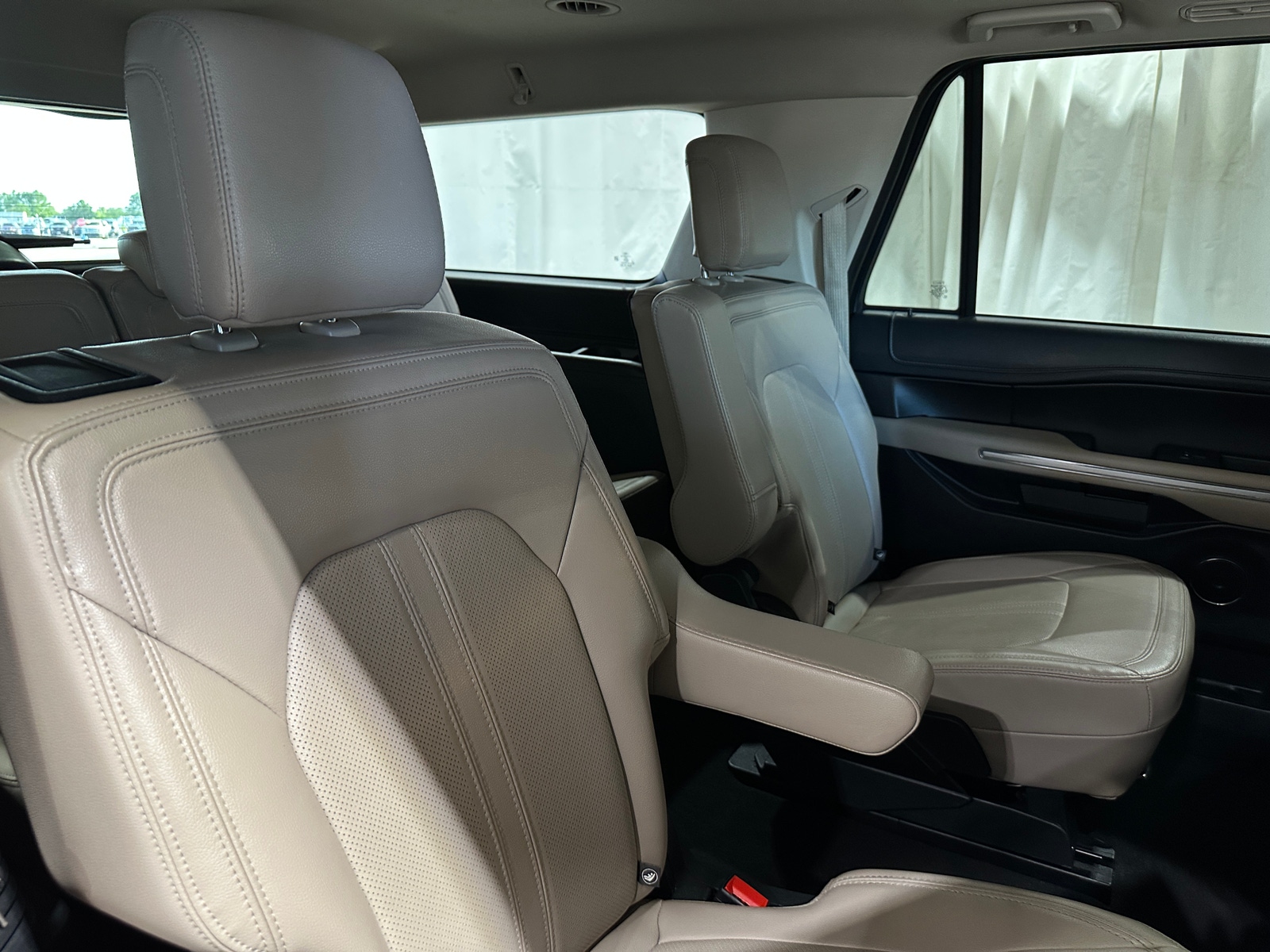 Thumbnail: 2024 Ford Expedition MAX - 5