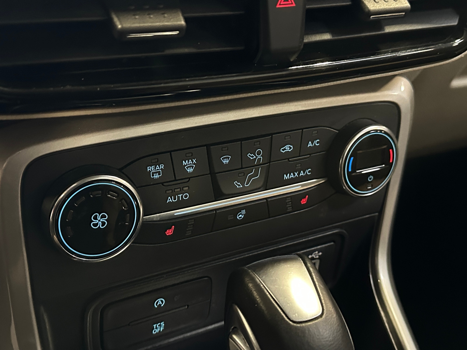 Thumbnail: 2020 Ford EcoSport - 3