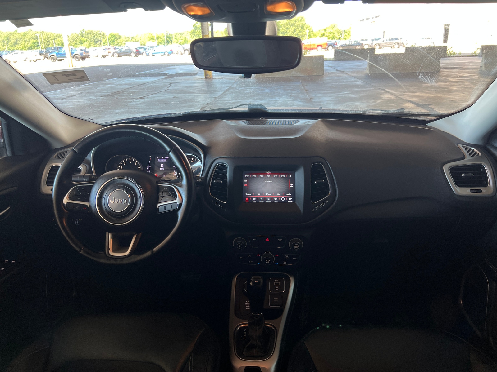 Thumbnail: 2019 Jeep Compass - 3