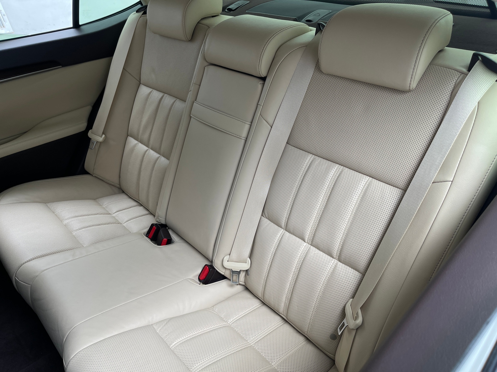 Thumbnail: 2016 Lexus ES - 5