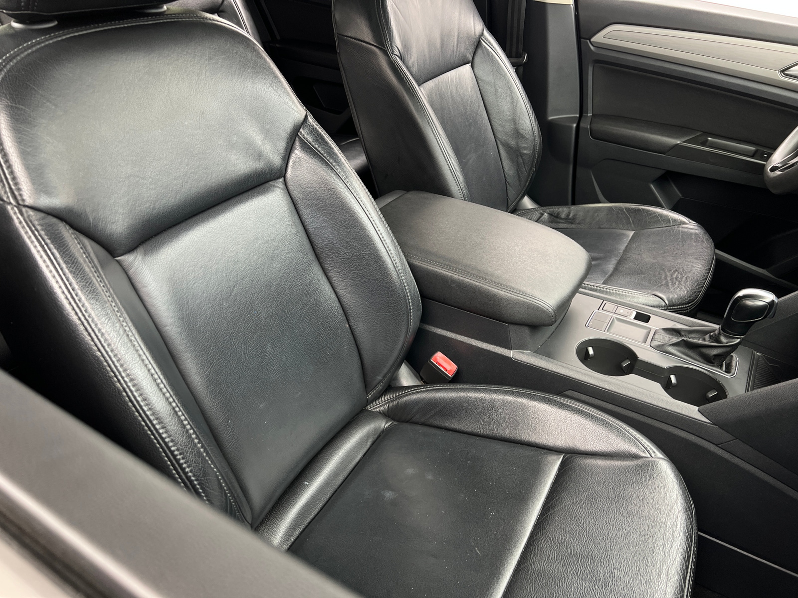 Thumbnail: 2018 Volkswagen Atlas - 2