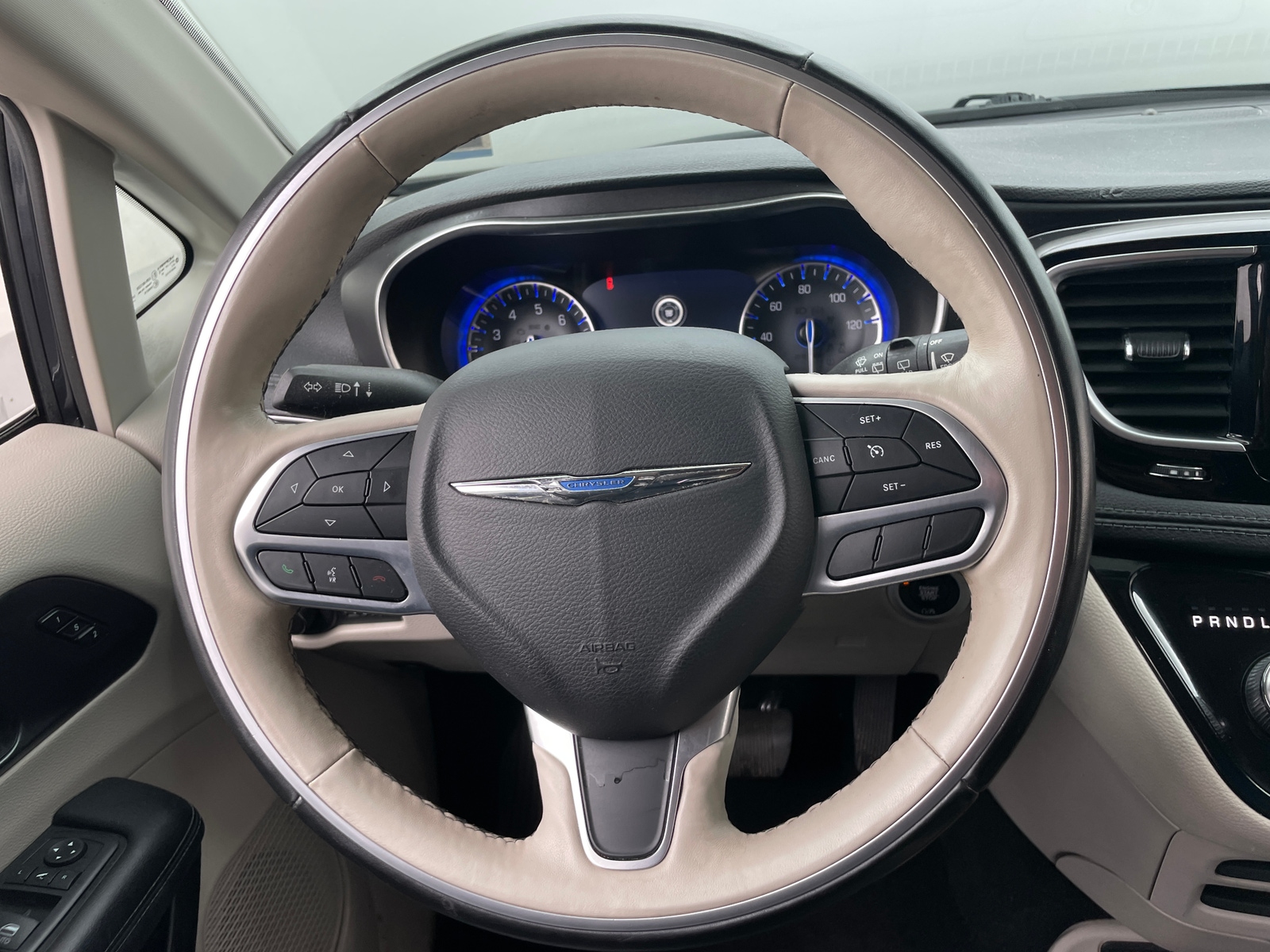 Thumbnail: 2020 Chrysler Pacifica - 4