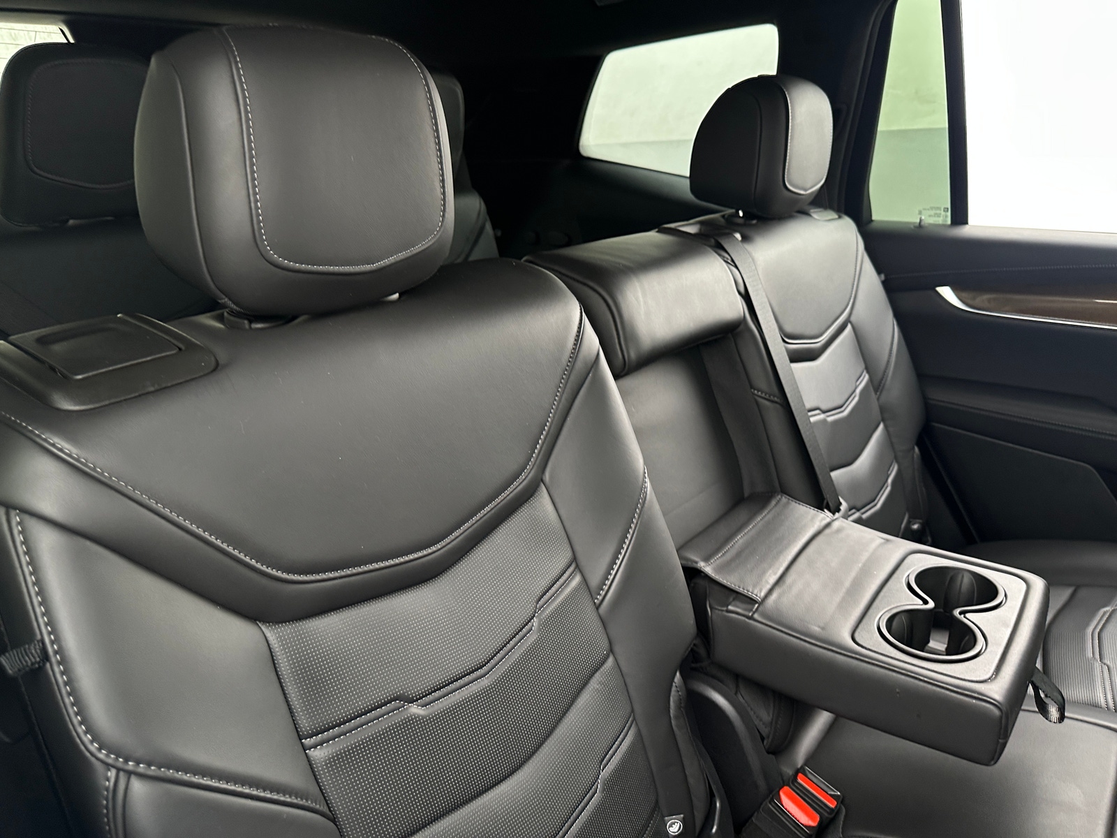 Thumbnail: 2022 Cadillac XT6 - 5