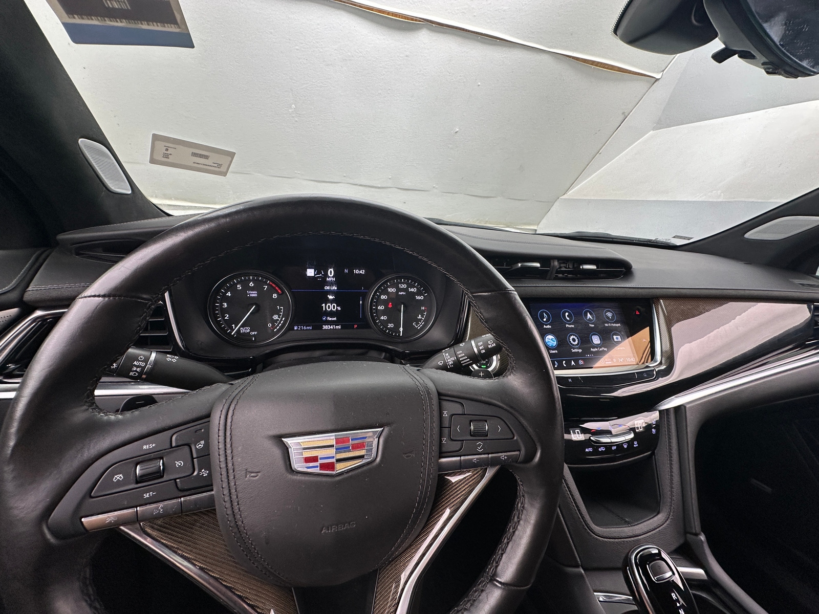 Thumbnail: 2022 Cadillac XT6 - 2