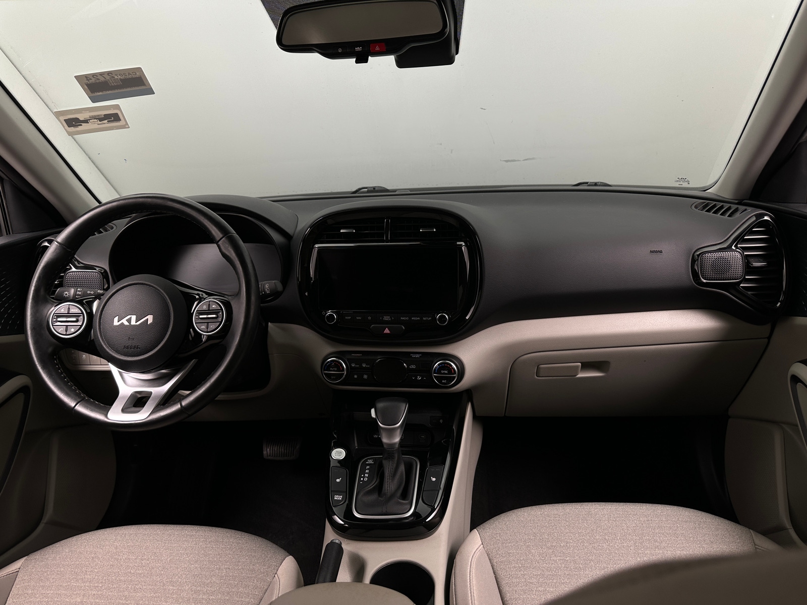 Thumbnail: 2023 Kia Soul - 3