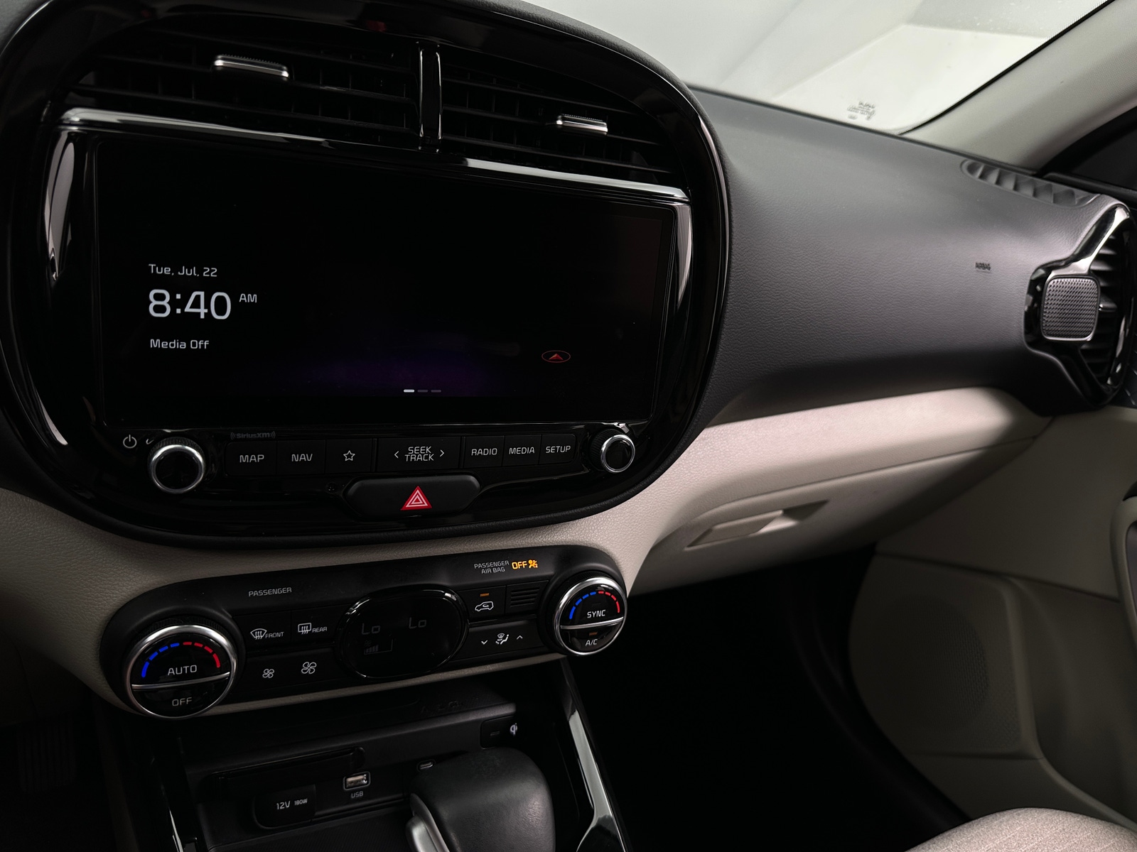Thumbnail: 2023 Kia Soul - 4