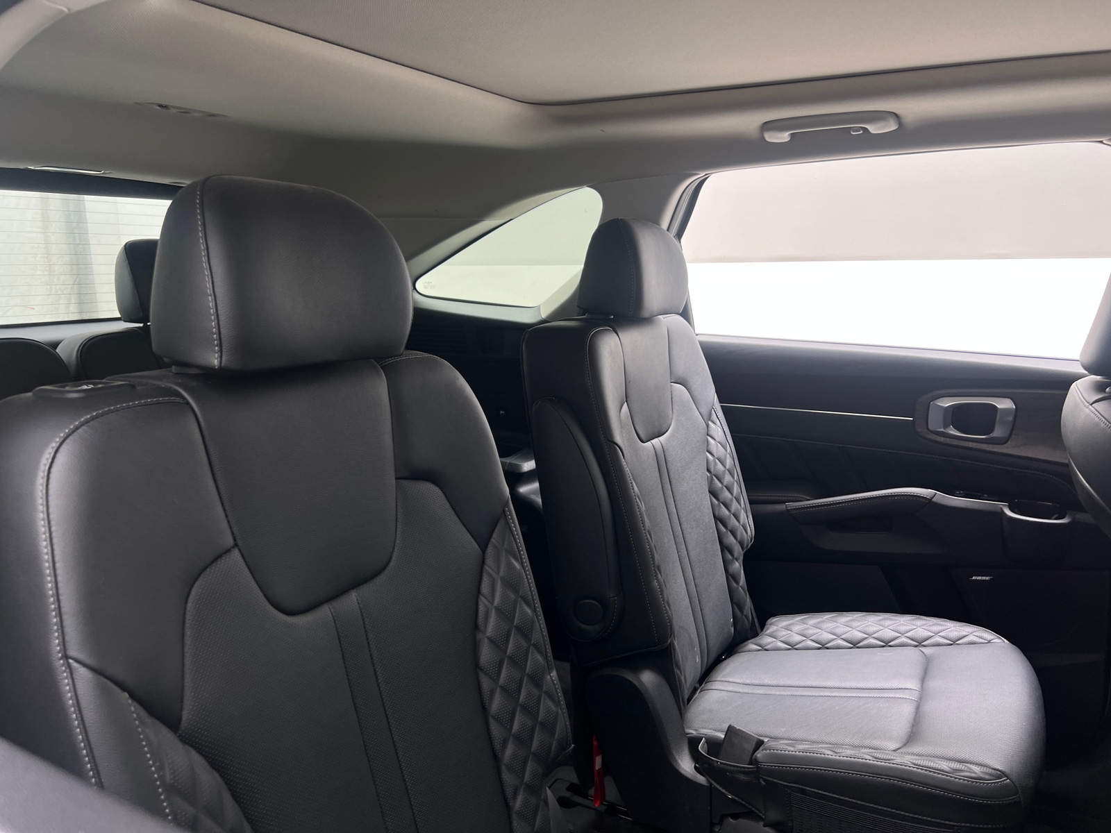 Thumbnail: 2022 Kia Sorento - 5