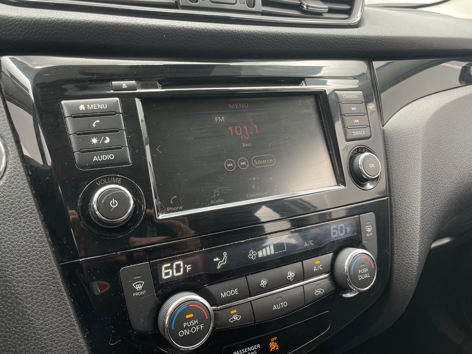 Thumbnail: 2020 Nissan Rogue Sport - 4